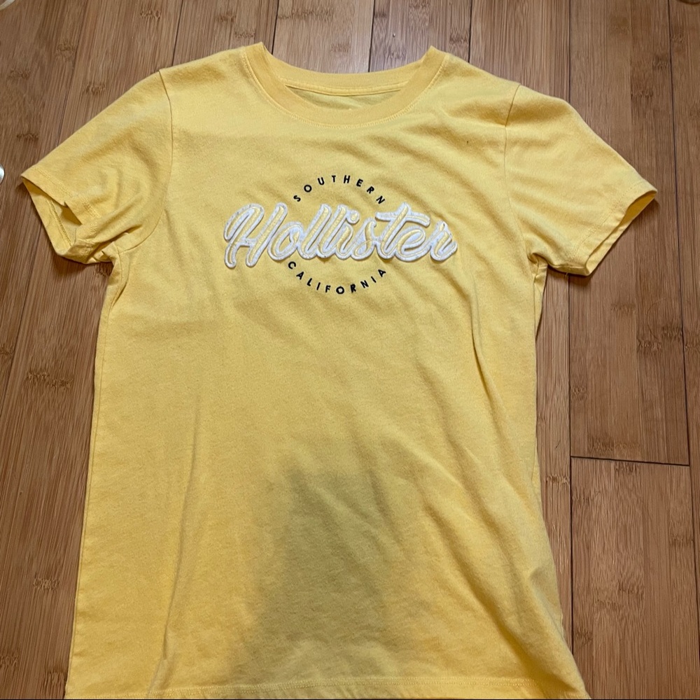 Yellow Southern California Hollister T-Shirt